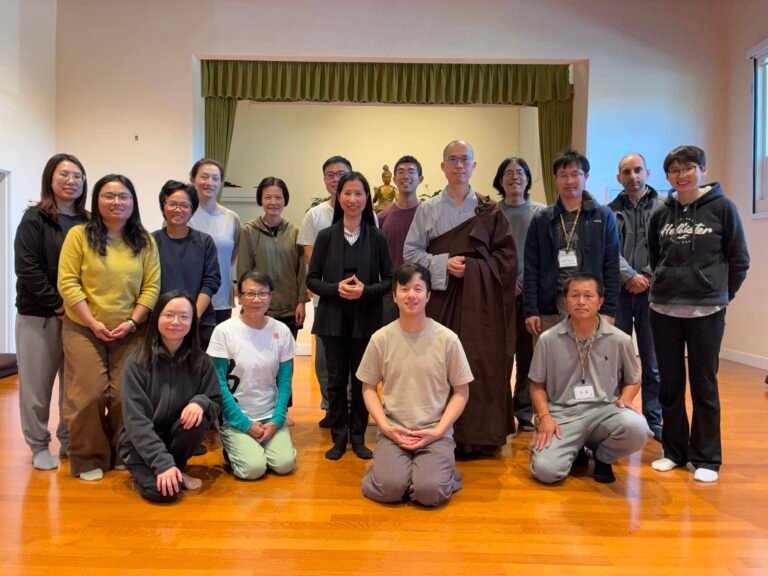 Simply Stay with the Experience — Reflections on the 5-Day Retreat